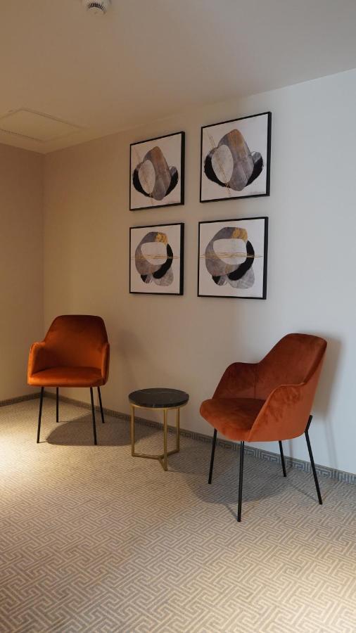 Hotel Sorin Mihai Кристиан Екстериор снимка