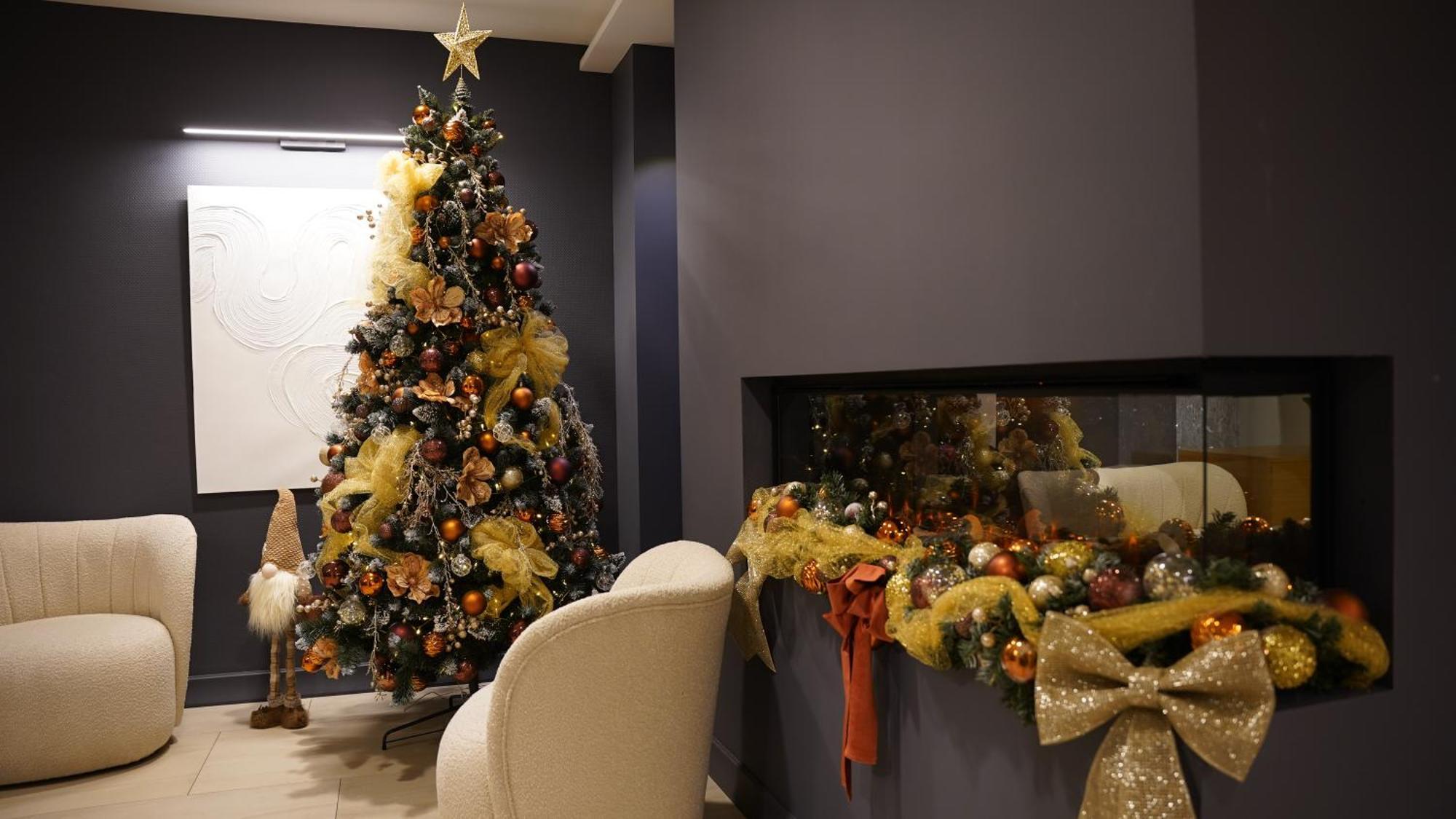 Hotel Sorin Mihai Кристиан Екстериор снимка